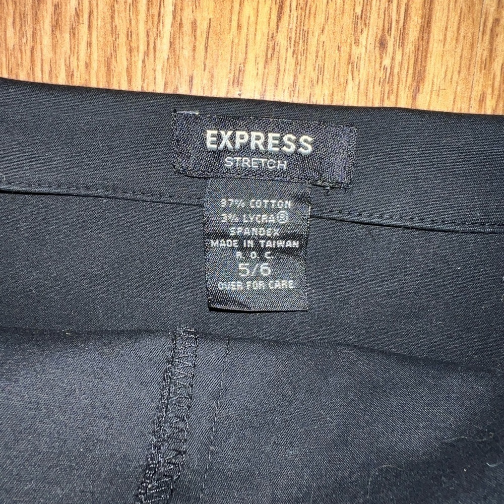 Express Top - Picture 3 of 4
